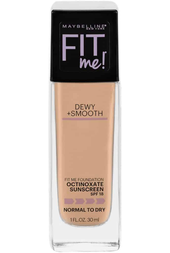 Maybelline Fit Me Dewy + Smooth Foundation Review | Thrifted & Taylor'd | #makeup #makeupreview #foundation #foundationreview