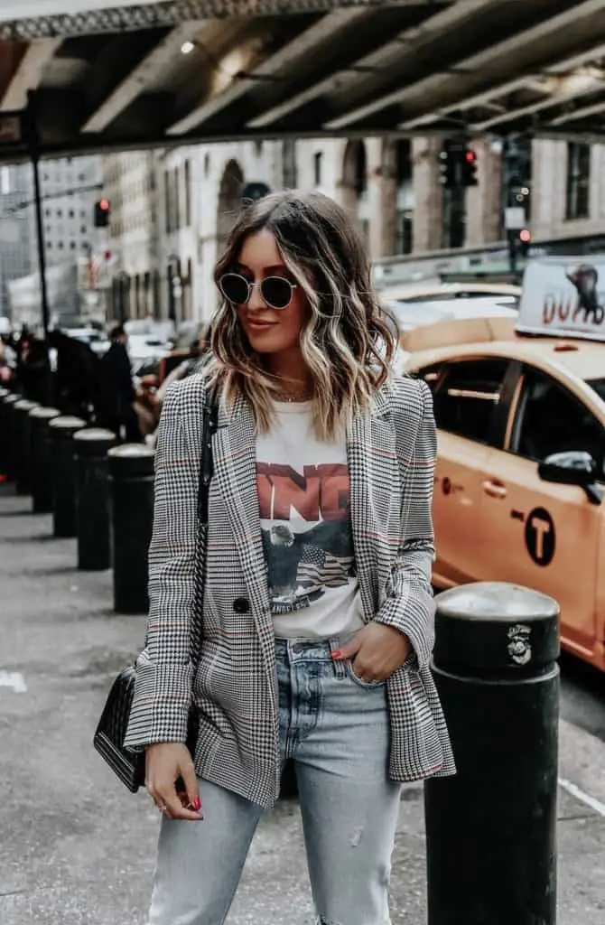 Thrifting Fall Fashion | Fall 2019 Fashion Trends | Plaid is always in for fall. Try pairing a plaid blazer with a cool graphic tee like a band tee and some jeans for the perfect fall casual outfit.