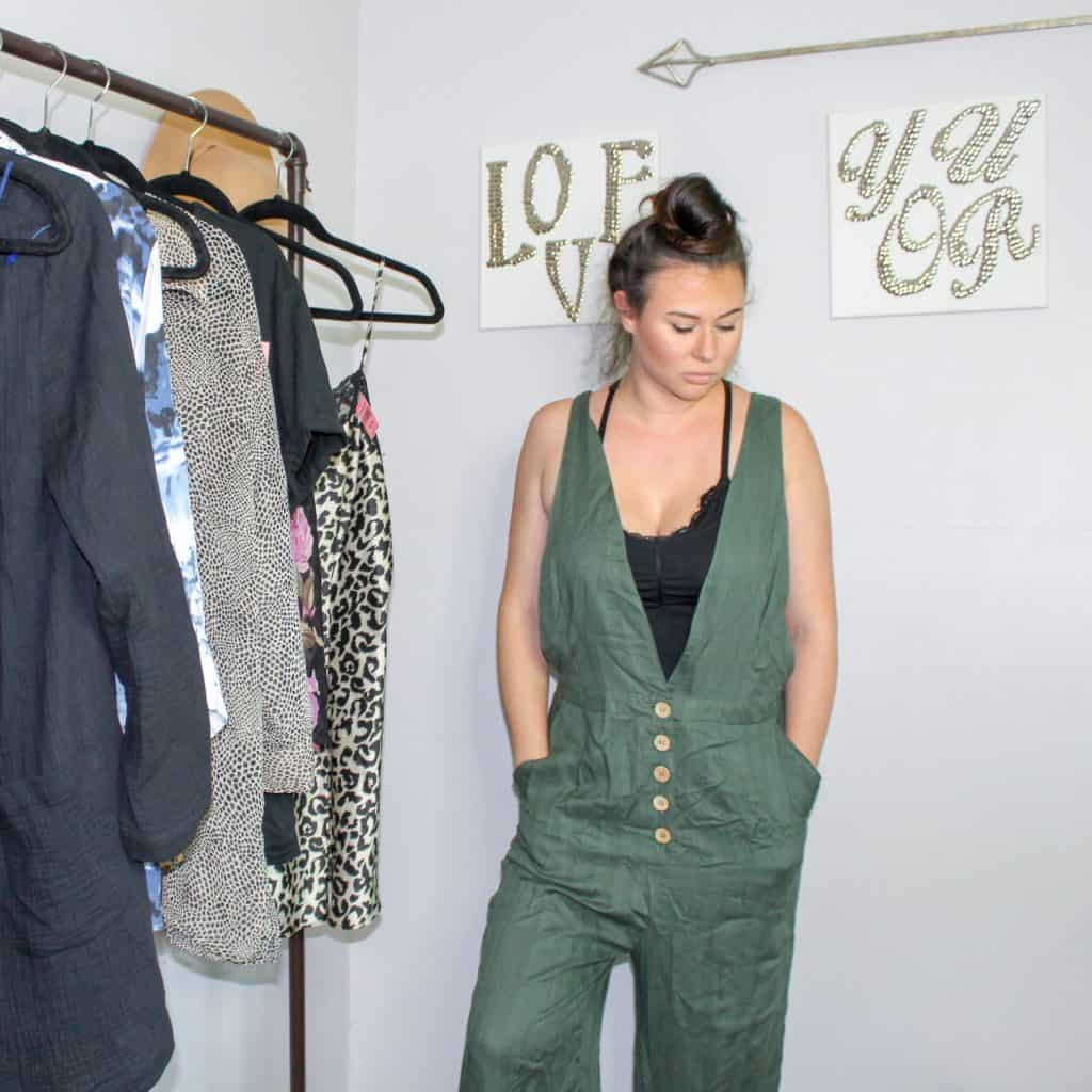 Fall Thrift Haul | These green button front overalls will be so cute paired with a thin sweater for fall.