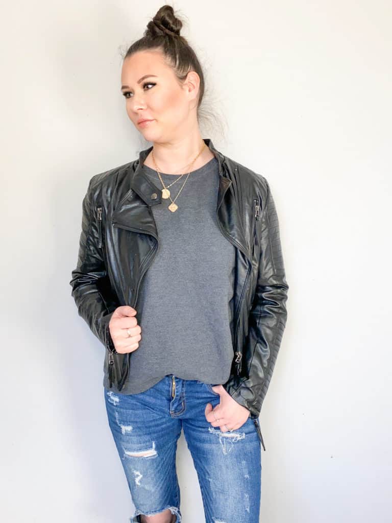 It's easy to find great layering pieces at the thrift store. I found so many great spring pieces that will work perfectly like this basic crew neck sweatshirt. Check out the rest of my winter to spring thrift haul!