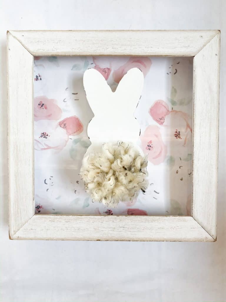 These spring thrift store DIY's are the perfect addition to my spring decor. Check out how easy they were to make plus download a free Flower Market printable you can use to make a sign like mine in under 5 minutes!