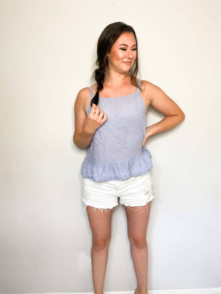 As we move closer and closer to fall it's time to start thinking about wardrobe transitions. This cotton tank that I picked up in this thrift haul are perfect to transition into fall. Check out the other great pieces I picked up and how I plan to wear them into the fall!