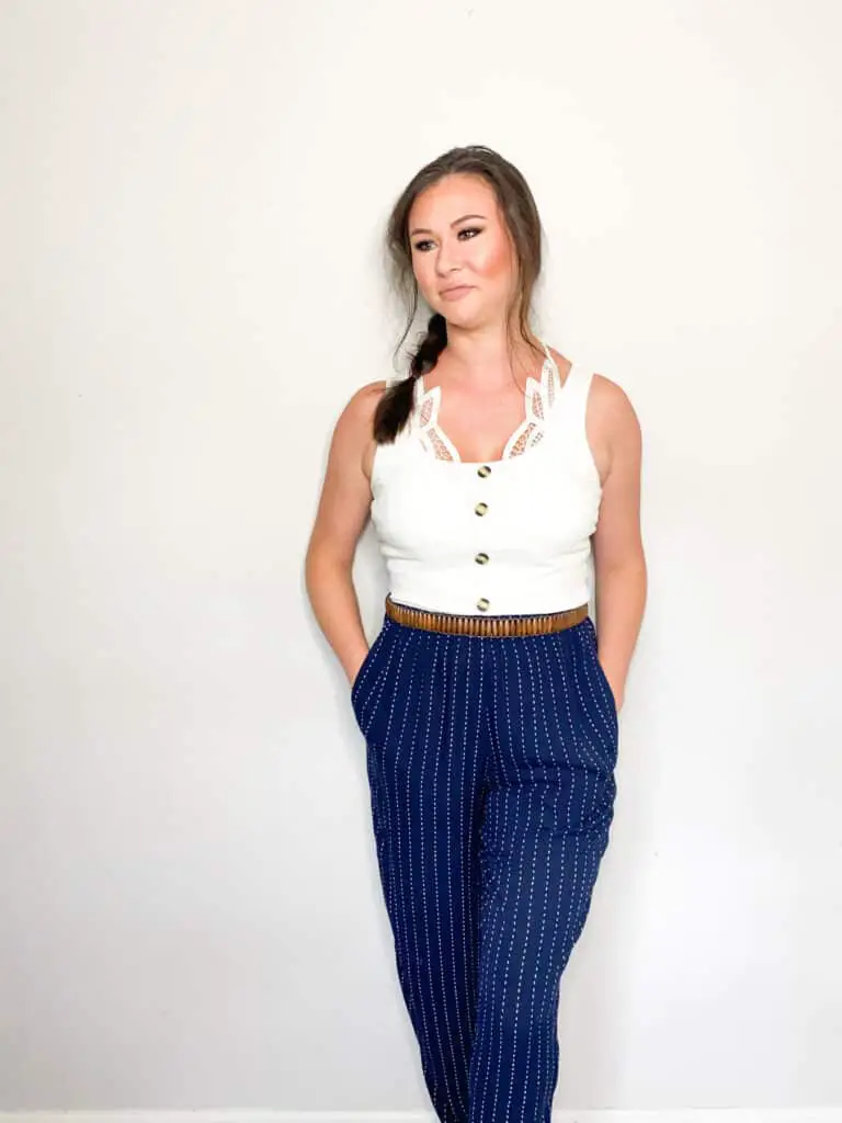 As we move closer and closer to fall it's time to start thinking about wardrobe transitions. These cotton trousers that I picked up in this end of summer thrift haul are perfect to transition into fall. Check out the other great pieces I picked up and how I plan to wear them into the fall!